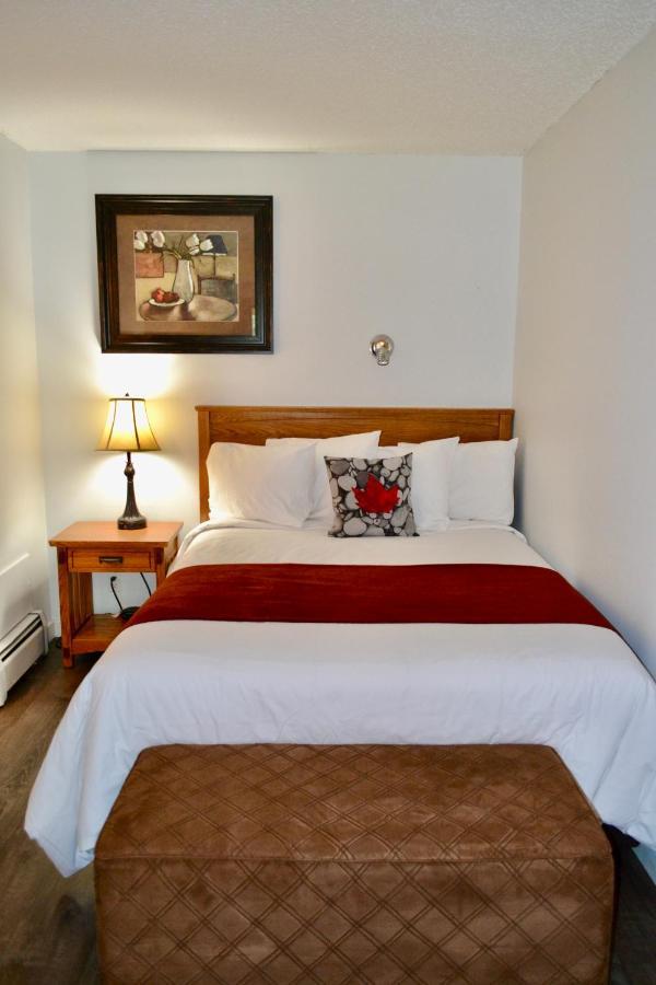 Schott'S Lake Conference & Resort Sundre Extérieur photo