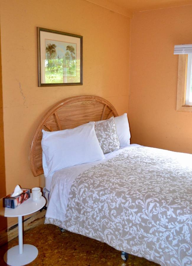 Schott'S Lake Conference & Resort Sundre Extérieur photo