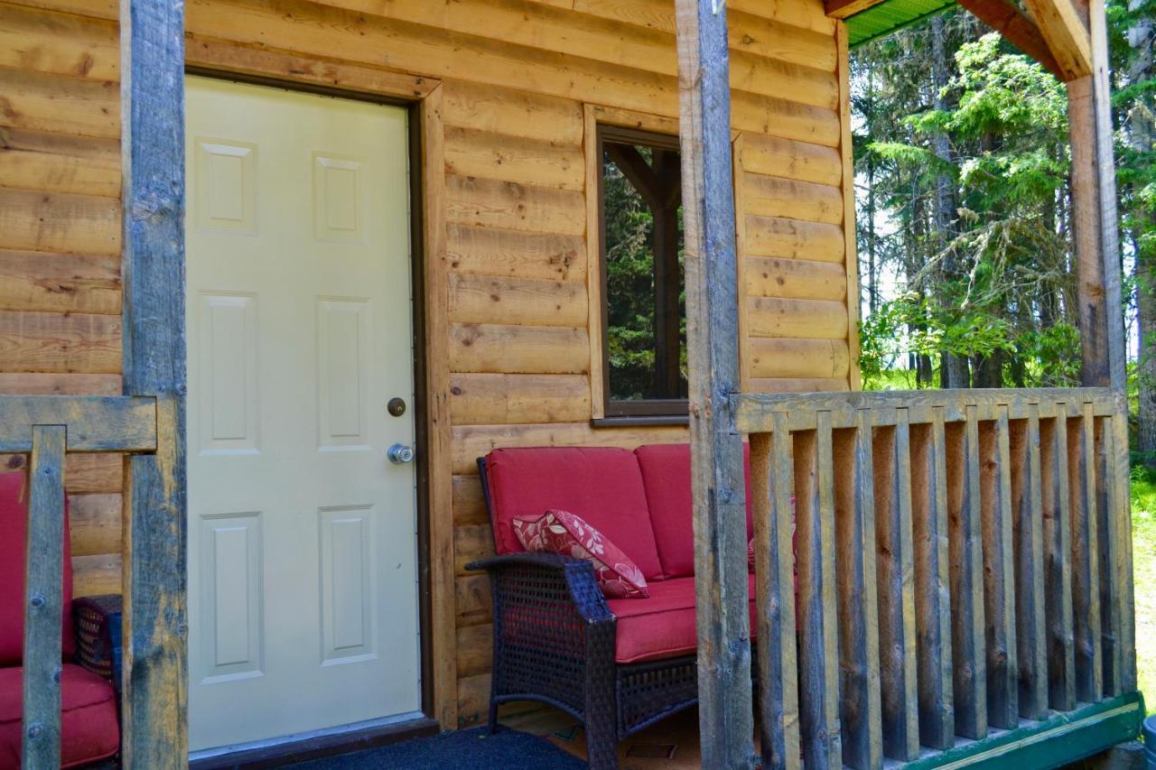 Schott'S Lake Conference & Resort Sundre Extérieur photo