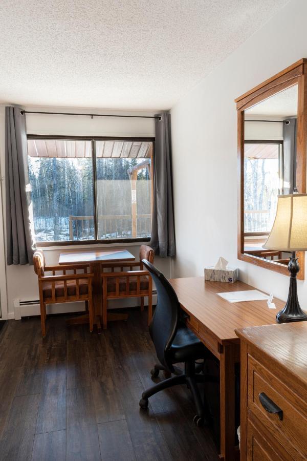 Schott'S Lake Conference & Resort Sundre Extérieur photo