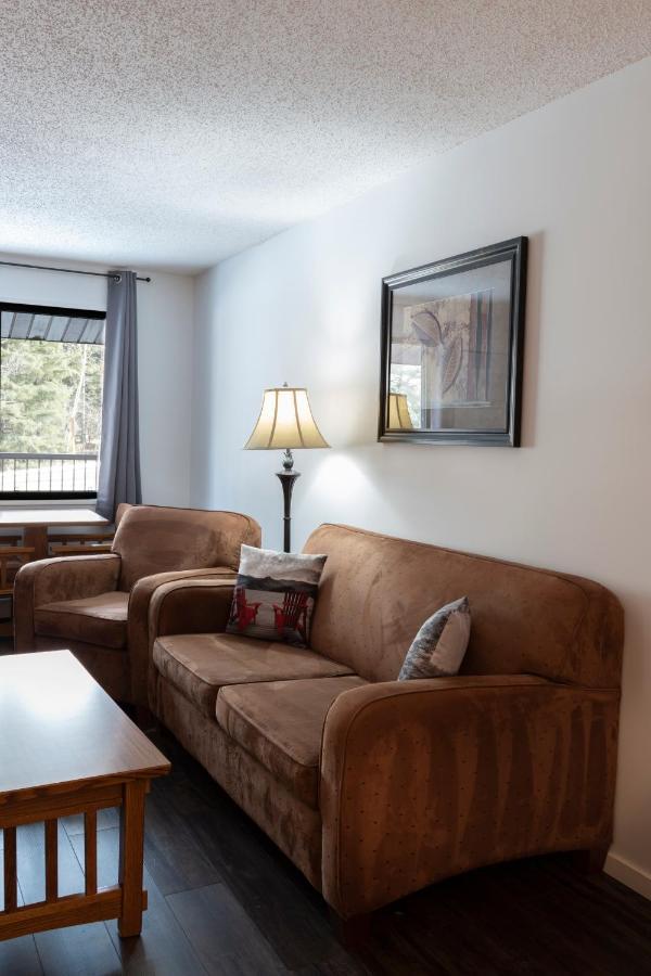 Schott'S Lake Conference & Resort Sundre Extérieur photo