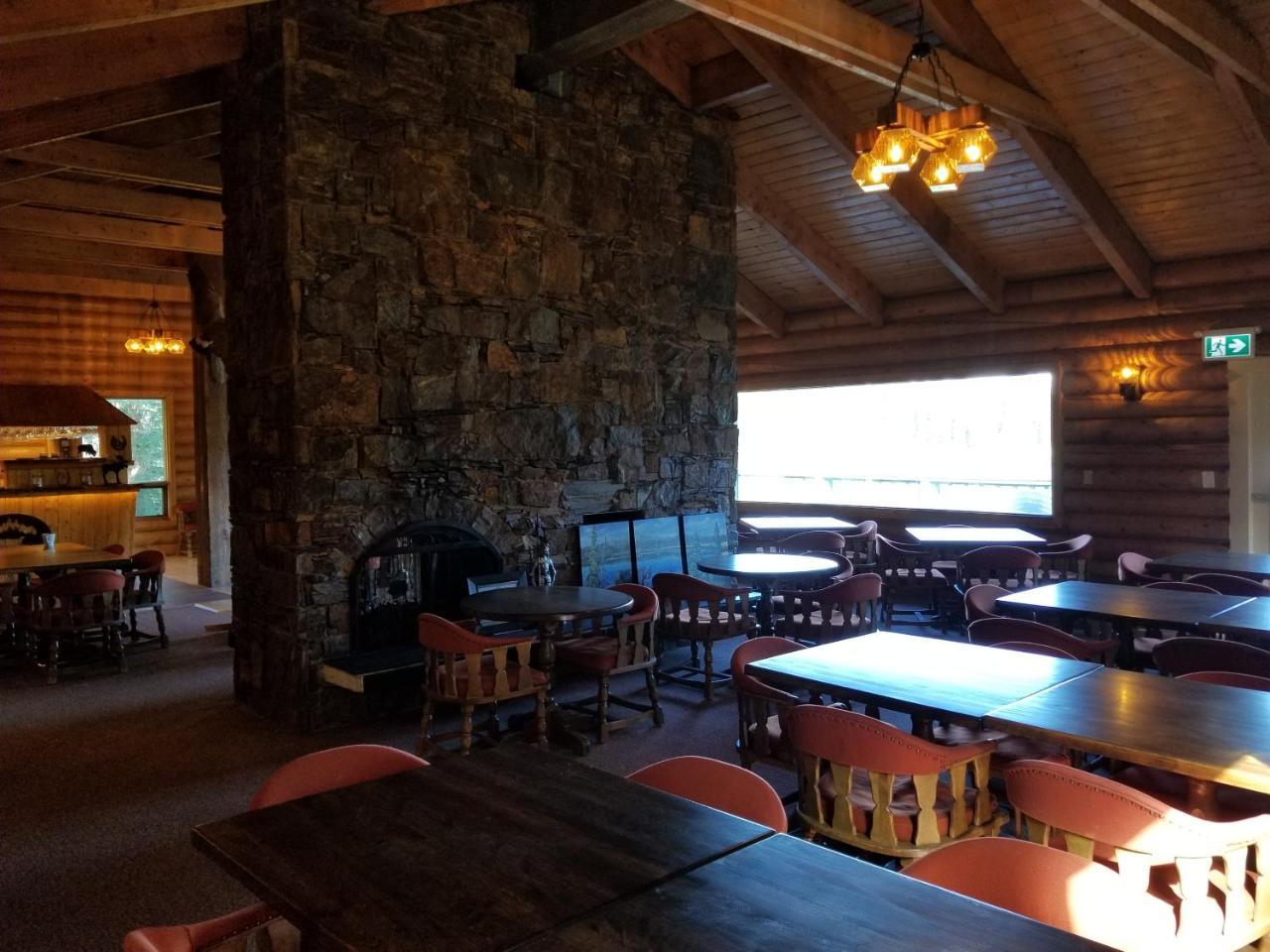 Schott'S Lake Conference & Resort Sundre Extérieur photo